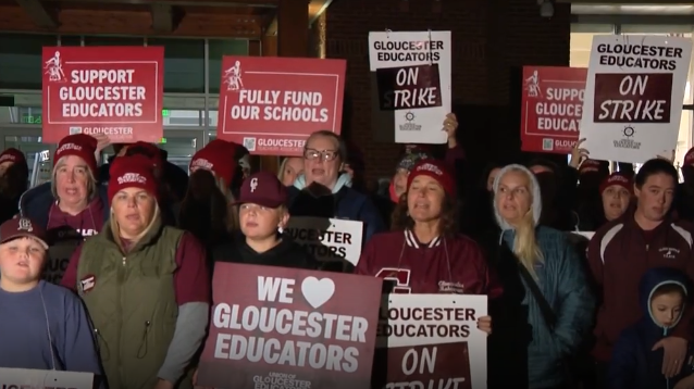 North Shore teachers strike with no deal reached
