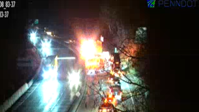 Traffic backs up following Interstate 83 crash in York County, Pa.
