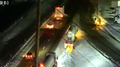 Early morning crash blocks traffic on Interstate 81 in Franklin County, Pa.