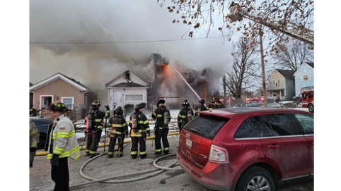 Kansas City apartment building, home heavily damaged by fire