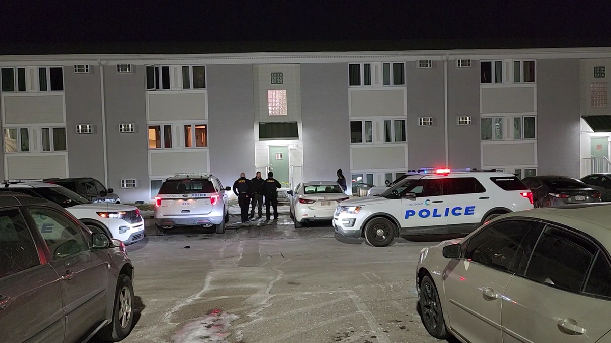 CPD: Man rushed to hospital after being shot multiple times in East ...