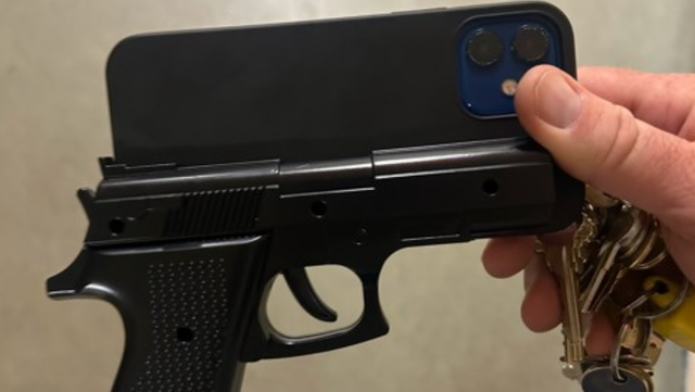 Tampa high school lockout triggered by phone case with replica gun