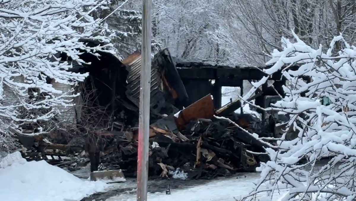 Underhill Traffic delayed after house fire in Underhill - WPTZ