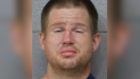 Kansas City man charged for striking police car before shooting