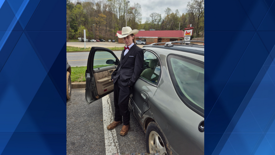 North Carolina high school student killed in crash on his way to prom