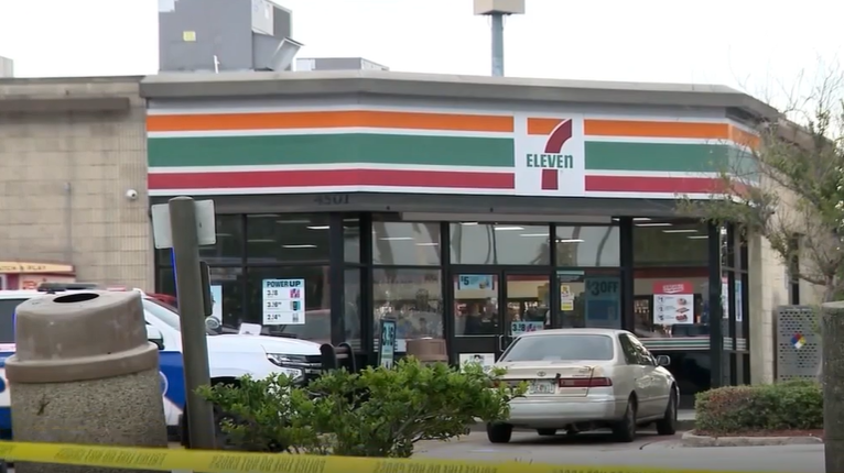2 injured after shooting at Orlando 7-Eleven, police say