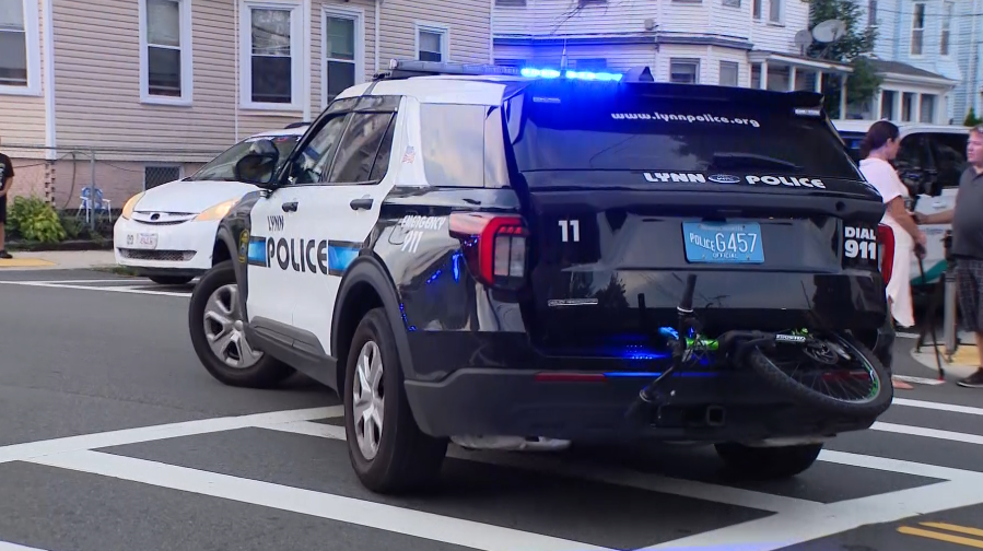 Teen bicyclist seriously injured after being hit by car in Lynn, Mass.