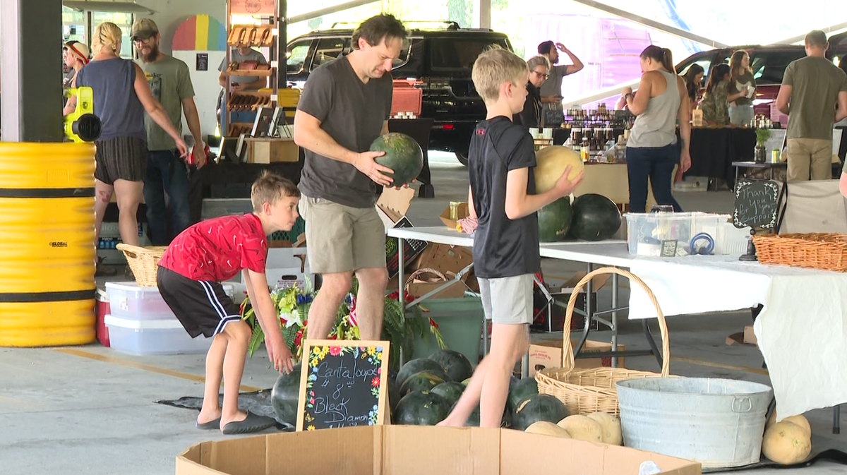 Back-to-school bash draws families to Rogers Farmers Market