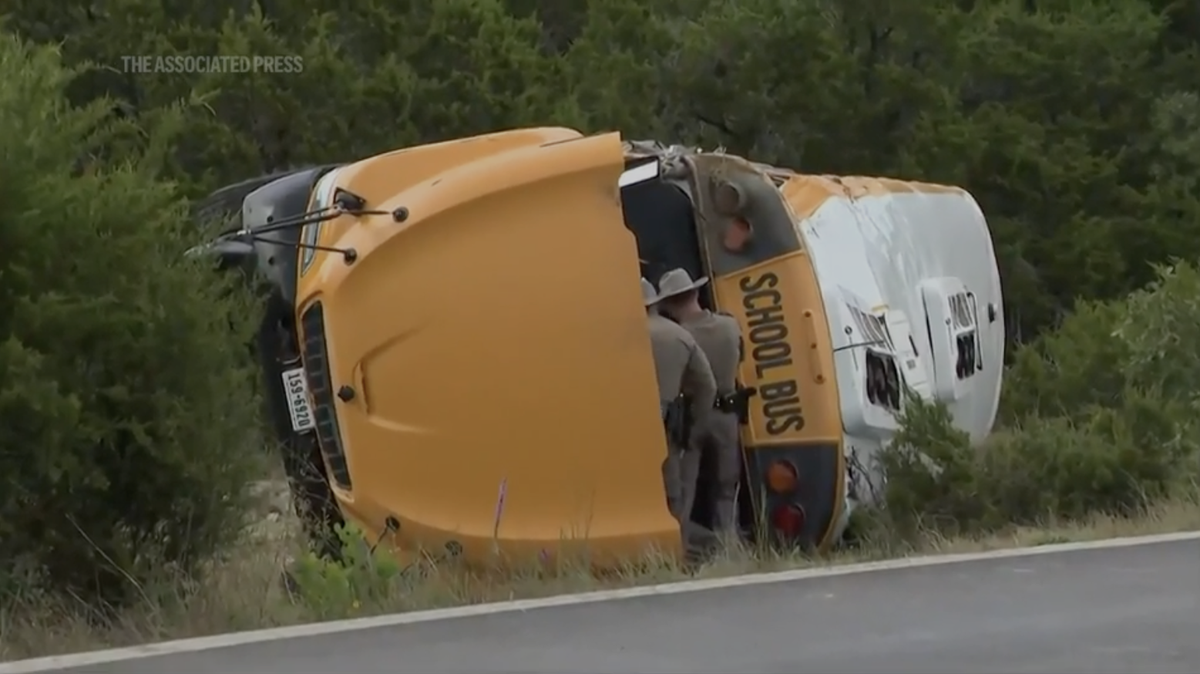 Texas school bus crash leaves multiple students injured - WMUR
