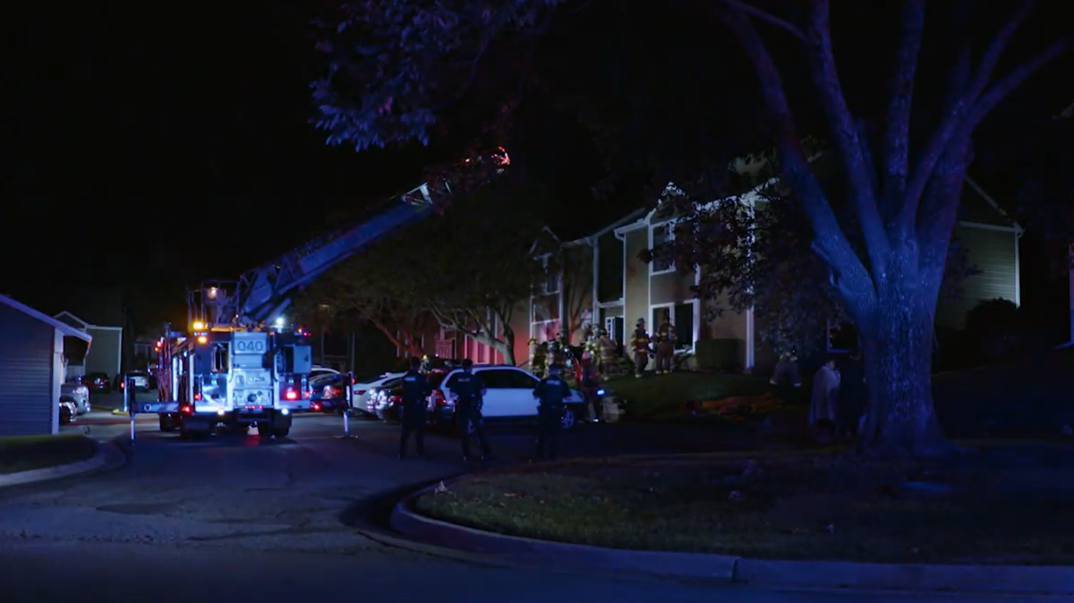 Overland Park apartment fire leaves 6 adults, 2 dogs displaced