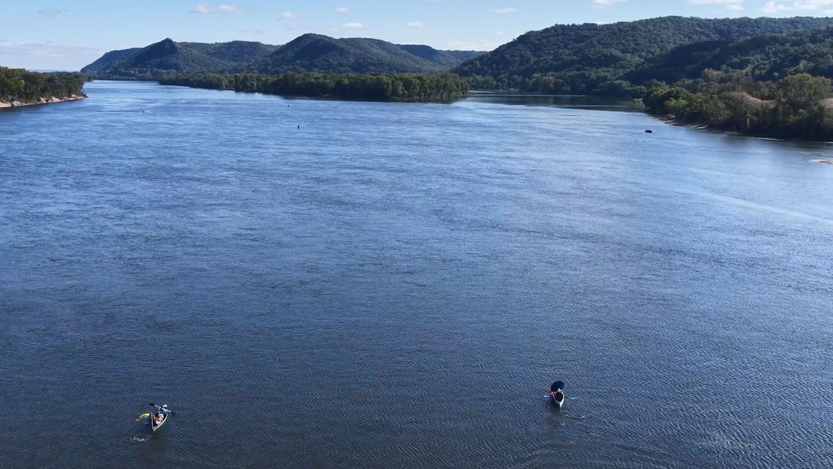 Family takes on the Mighty Mississippi in monthslong trip