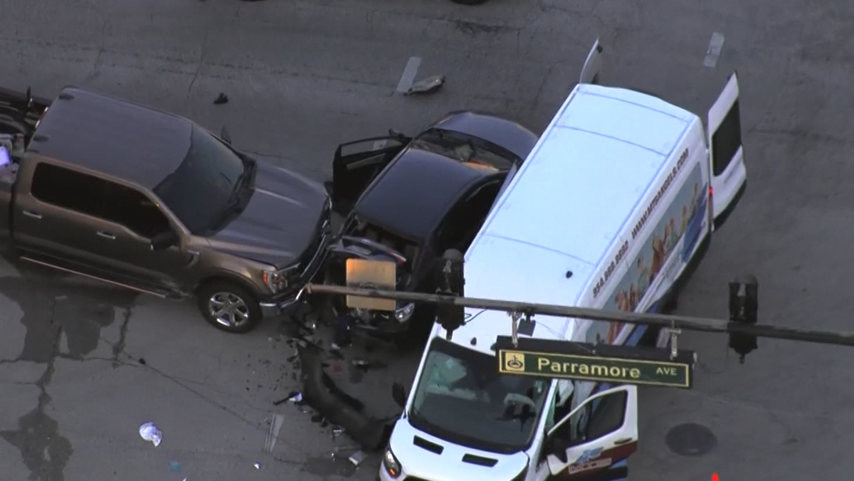 Multiple vehicle crash involving pediatric medical bus in Orlando