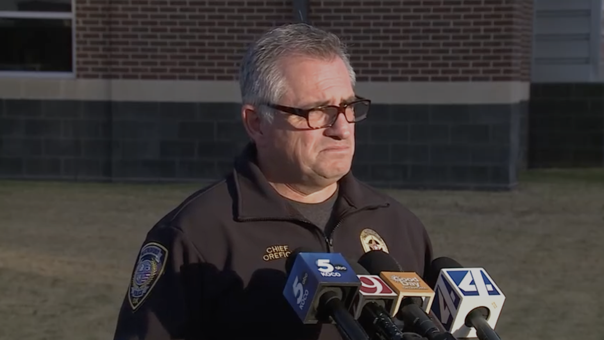 Hundreds evacuated, dozens hospitalized after ammonia gas leak in Oklahoma