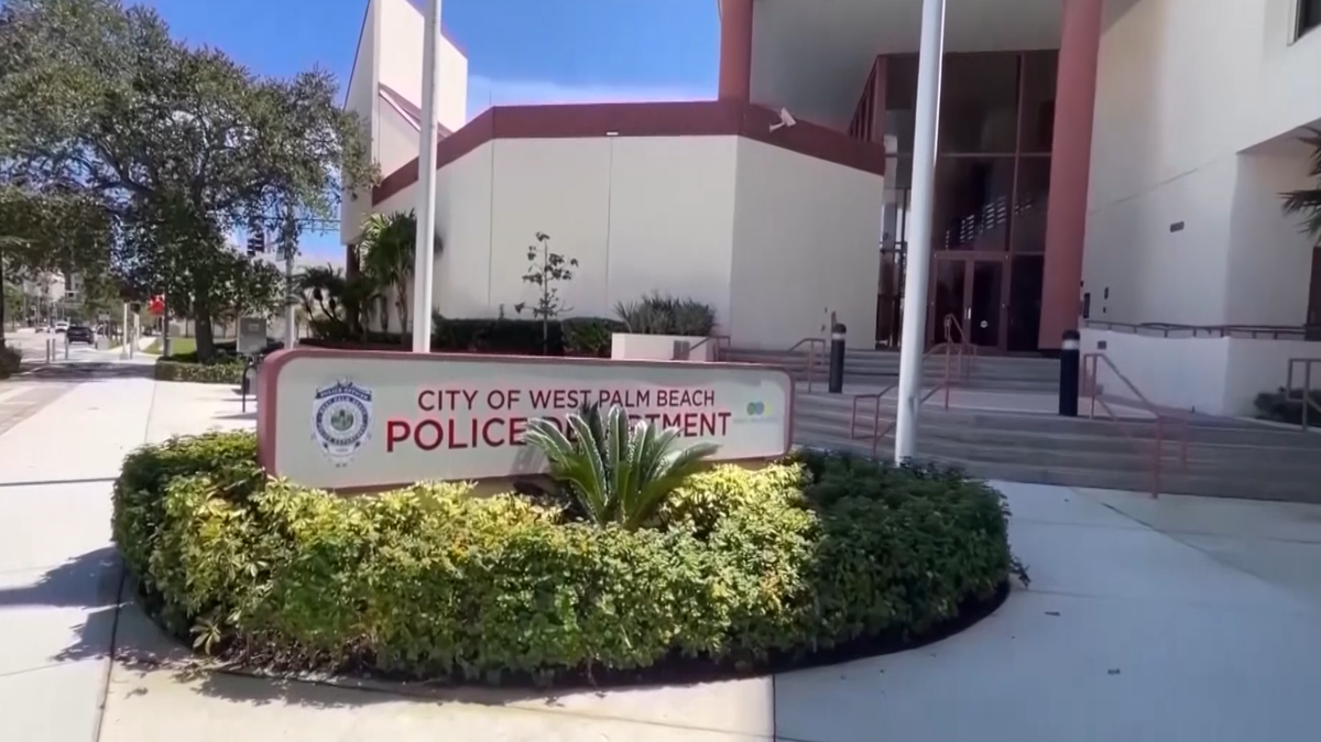 ‘Why are we allowing this to happen?’ City of WPB says mold testing shows police headquarters is safe – WPBF