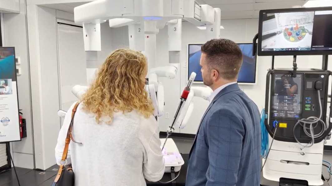 wpbf.com - Jade Jarvis - Jupiter Medical Center promotes lung cancer awareness with mobile lab