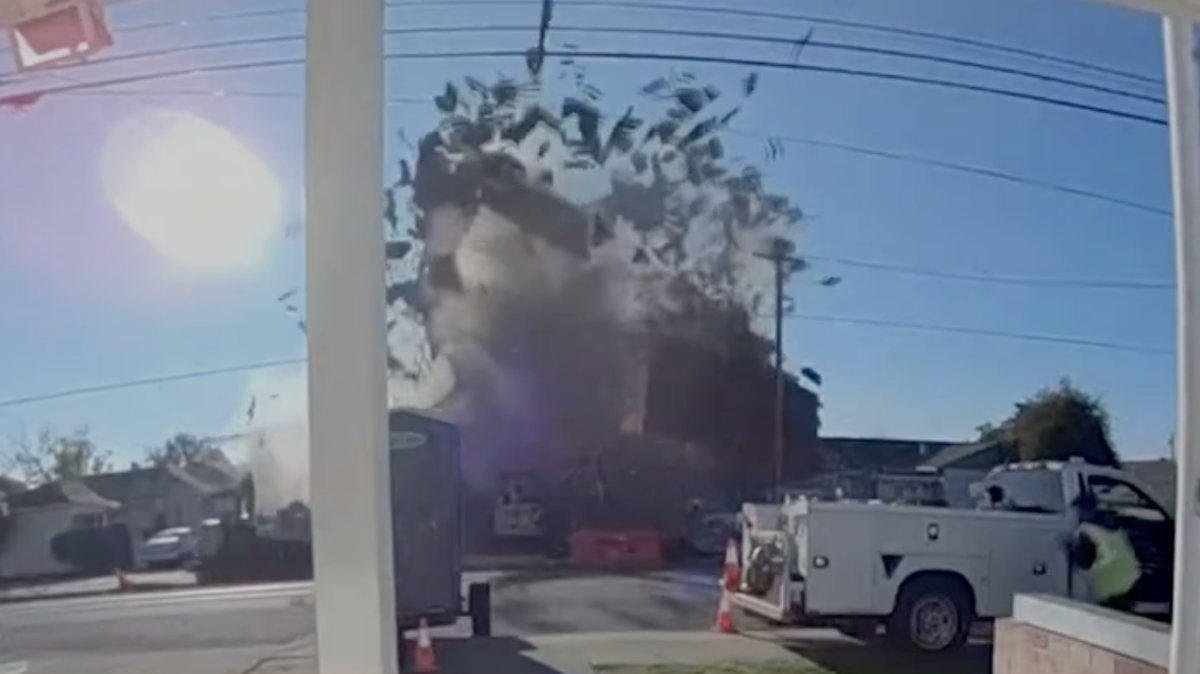 Doorbell camera captures moment of gas explosion in San Francisco Bay area