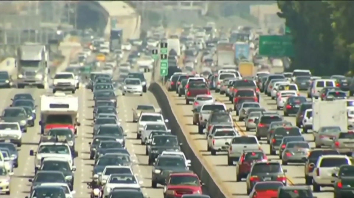 Holiday travel is expected to ramp up this weekend: What you should know before hitting the roads