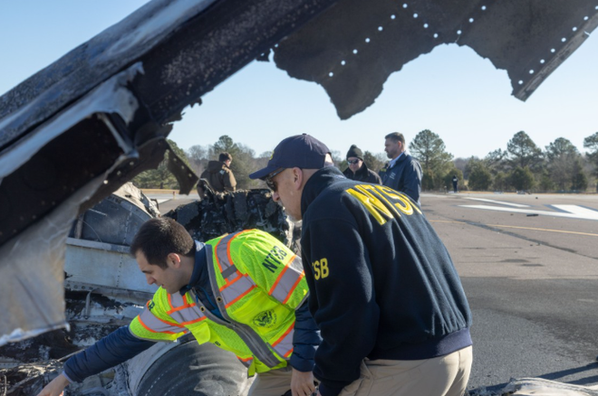 NTSB: Plane carrying Greg Biffle, family tried to return after takeoff