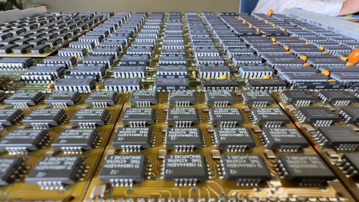 Massachusetts maker of semiconductors keeping companies around the world moving