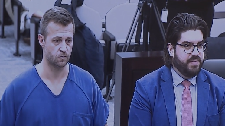 Former reality star faces Warren County court on sex charges; case to ...
