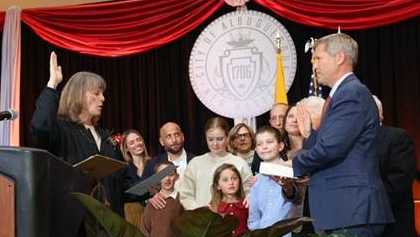 Tim Keller takes oath of office as mayor for record 3rd term