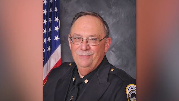 Putnam City officers honored for saving colleague who collapsed while delivering Christmas gifts