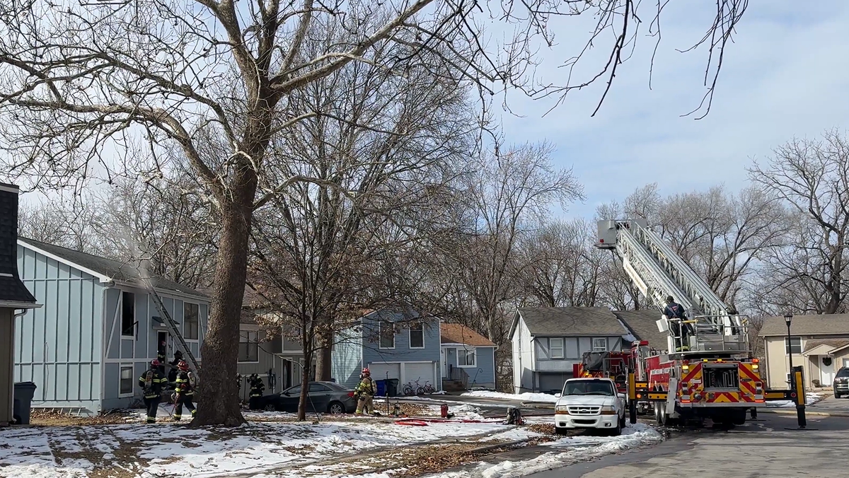 Man taken to hospital in critical condition after Olathe house fire