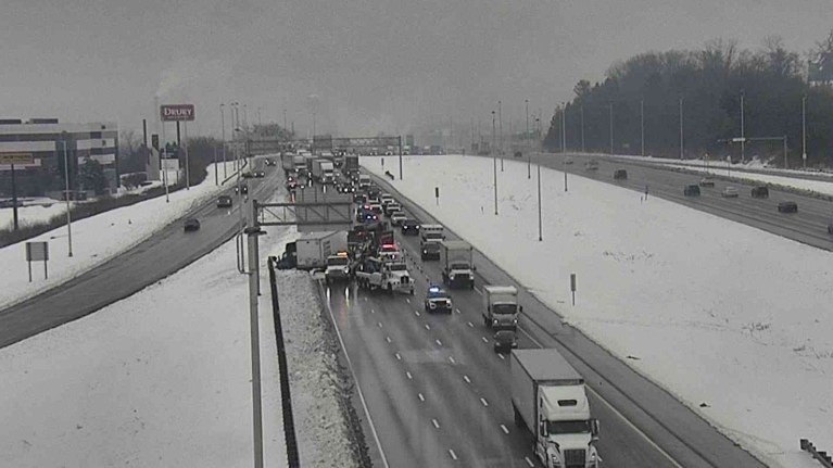 Crash blocking nearly all lanes along I - 75 NB near Sharonville