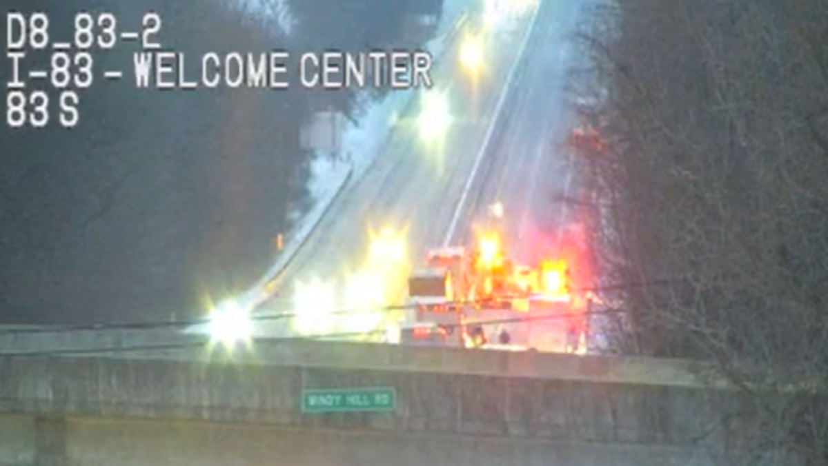 Person dies after I-83 crash involving tractor-trailer in York County ...