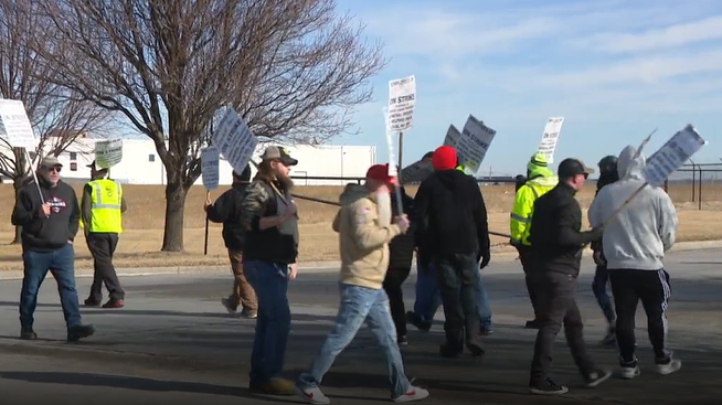 'Sole intent of crushing the union': Premier Midwest Beer employees on strike
