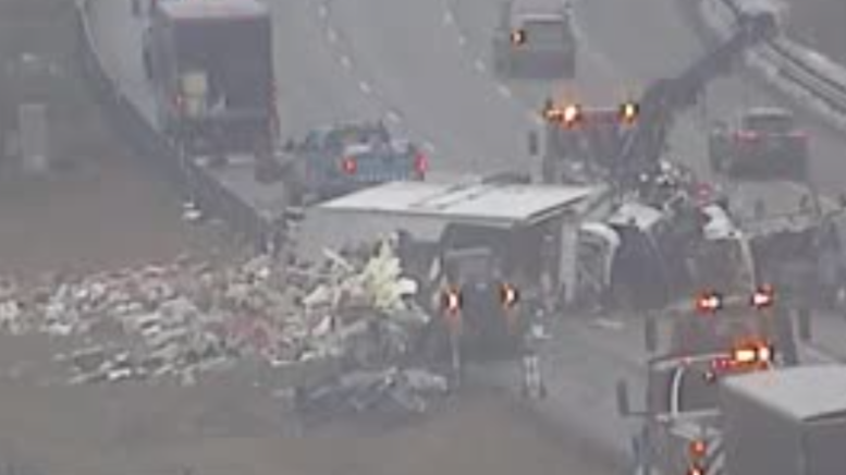 Truck spills contents on road on I-79, snarling traffic in Allegheny County