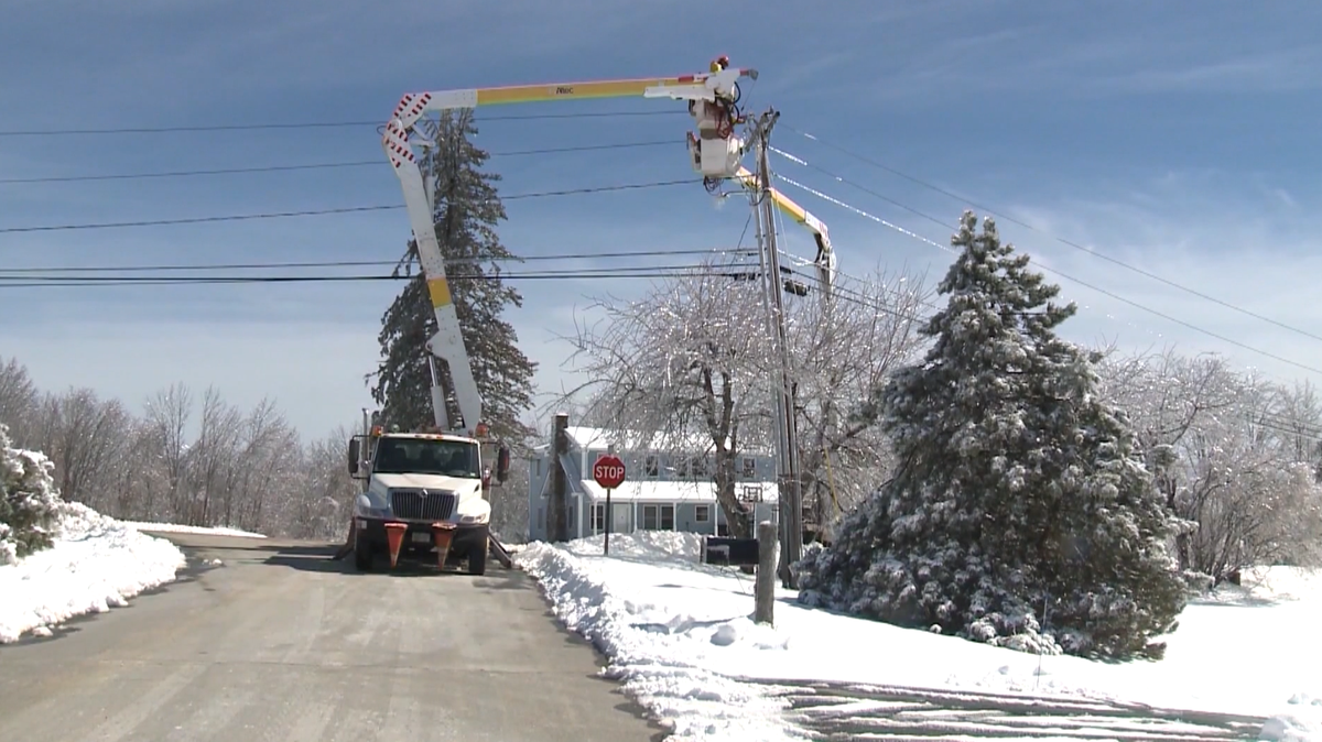 Live Map: Track power outages across NH during nor'easter