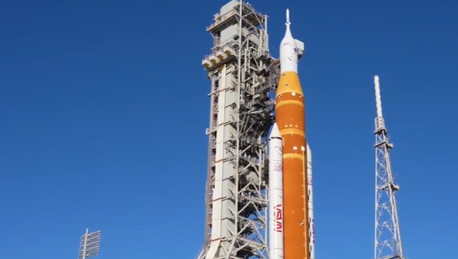 'A lot of excitement': North Carolina Museum of Natural Sciences hosts Artemis II launch watch party