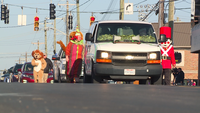 West Price Hill and East Price Hill hold festive Thanksgiving Day parade - Vimarsana News