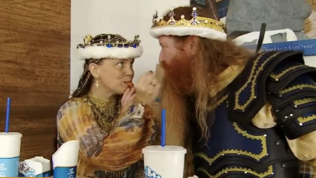 White Castle wedding: Couple gets hitched at fast food restaurant - Vimarsana News