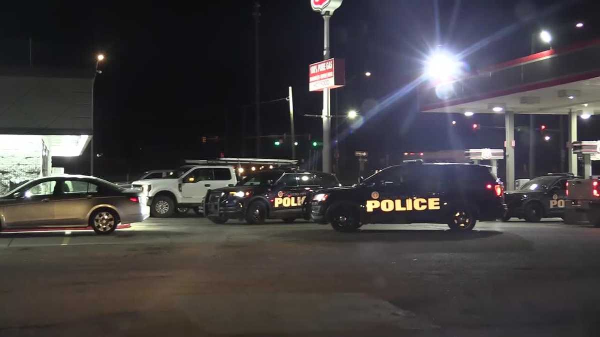 OKC police investigate shooting after man taken to hospital - KOCO