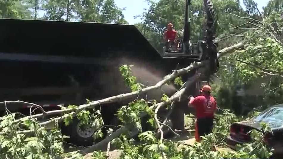 Seacoast residents clean up after serious storm damage