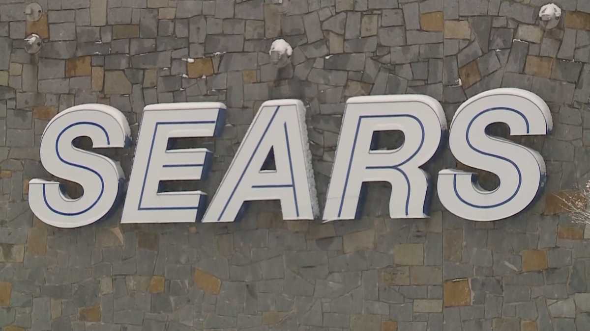 Brunswick Sears closed after workers exposed to cornavirus