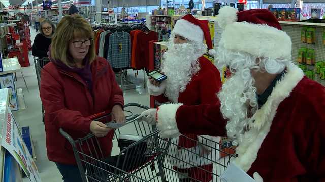 Have $100! Secret Santa spreads money and cheer - Vimarsana News