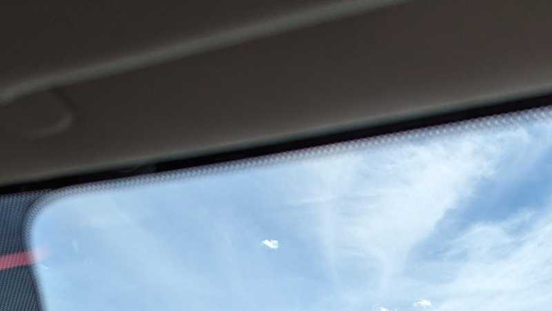 What's causing the smoke in downtown Des Moines?