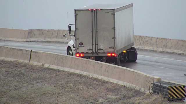 LIVE UPDATES: Oklahoma sees icy roads Monday after freezing rain - Vimarsana News