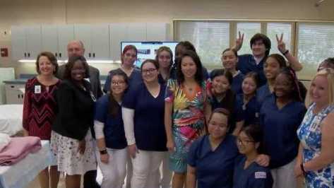 Stephanie Murphy tours Seminole school's health care program - Vimarsana News