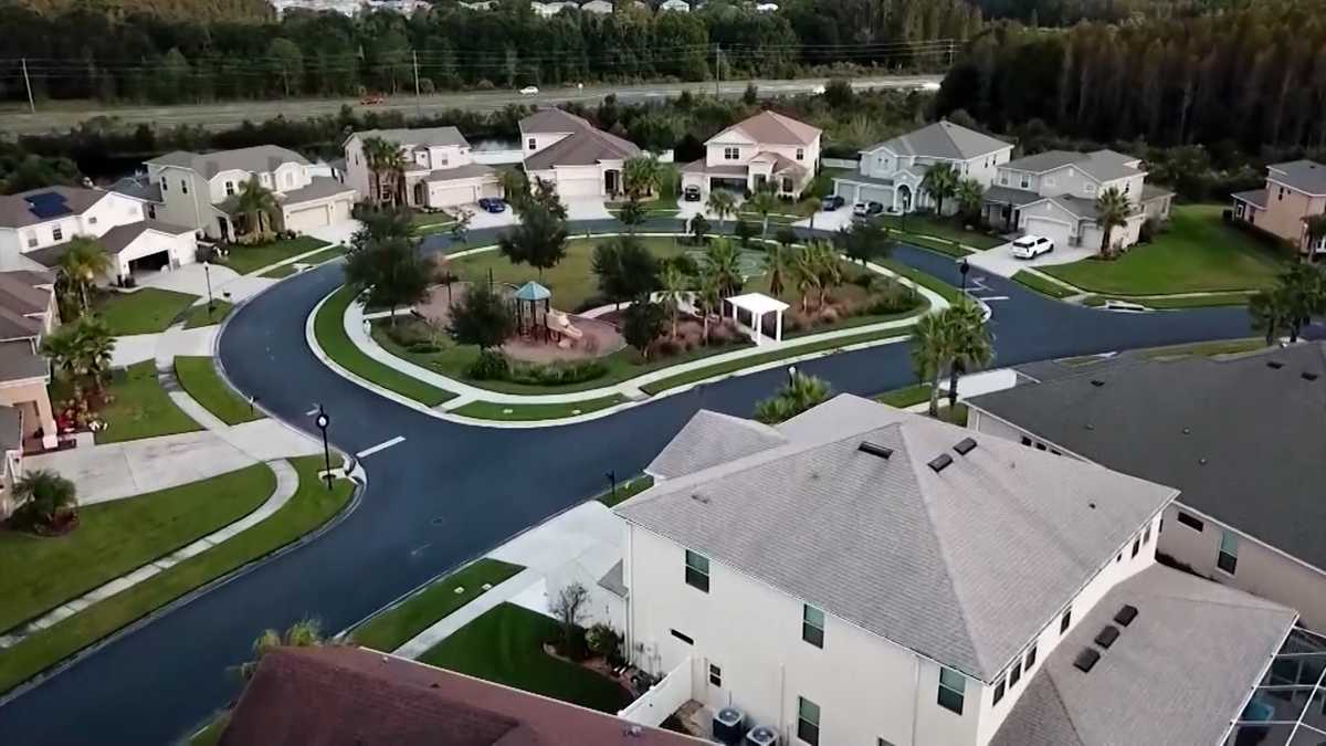 Why more people are buying homes in cash