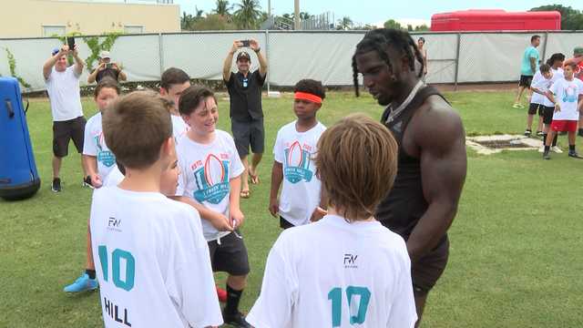 Dolphins Receiver Tyreek Hill hosts football camp at FAU