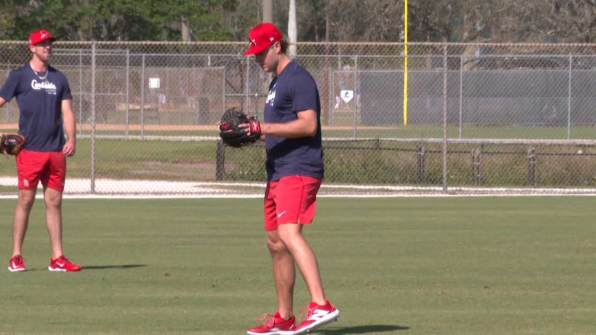 Cardinals Pitchers and Catchers report for Spring Training Cardinals Pitchers and Catchers report for Spring Training