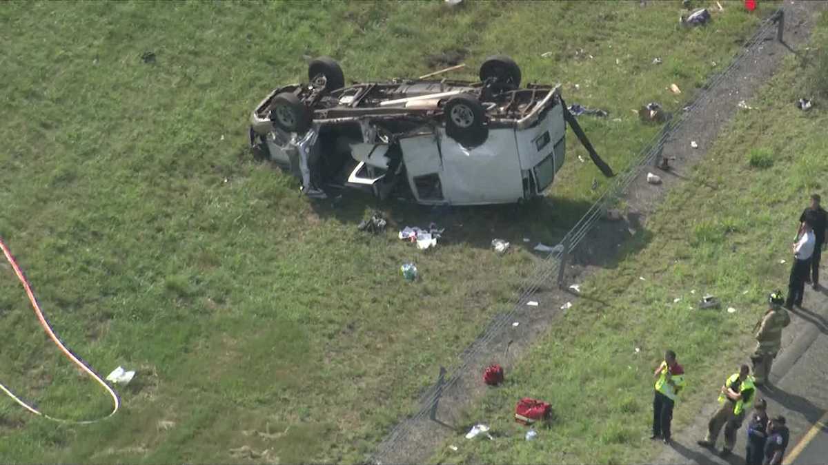 Man arrested, second sought after deadly Mass. crash on I95