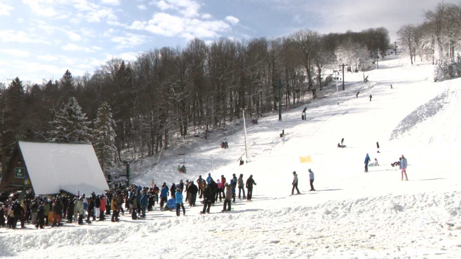 wtae.com - Caitlyn Scott - Seven Springs Mountain Resort opens for the 2025-26 season