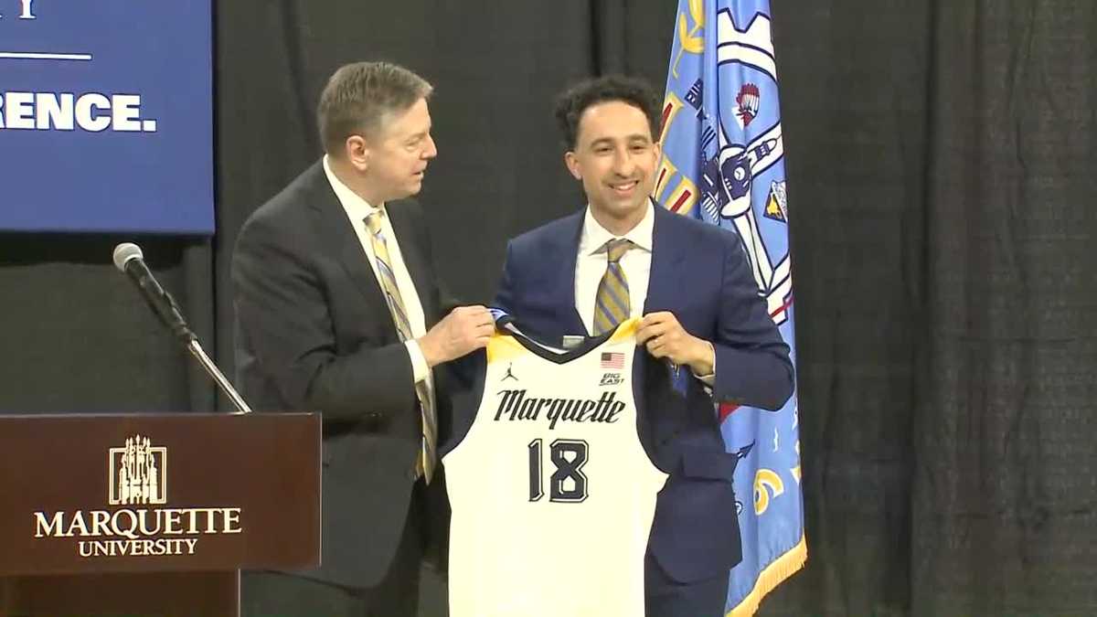 Shaka Smart makes debut as Marquette's new head basketball coach