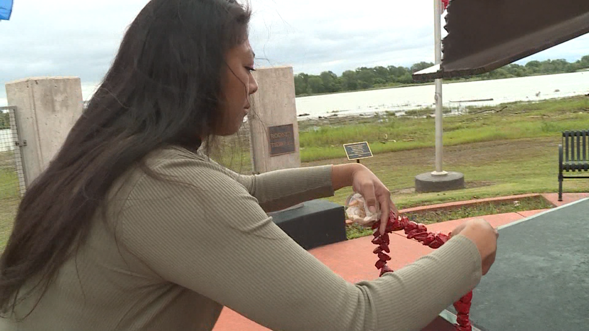 bers Falls disaster Families remember loved ones