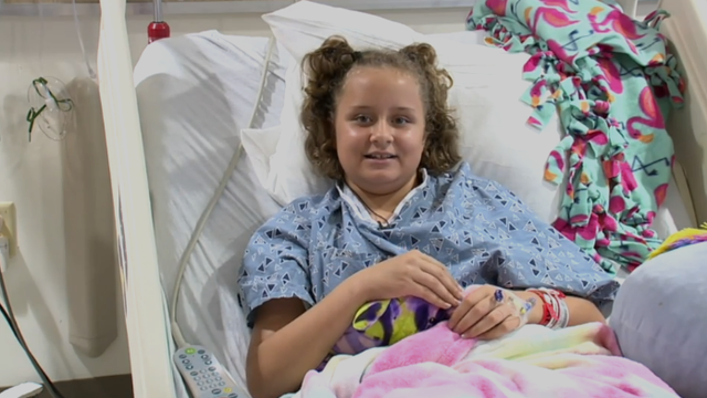 Florida girl recounts being bitten by shark - Vimarsana News